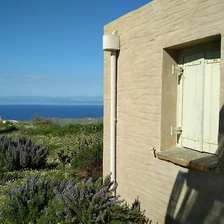 Σπίτι διακοπών Amidst Vines And Oak Trees